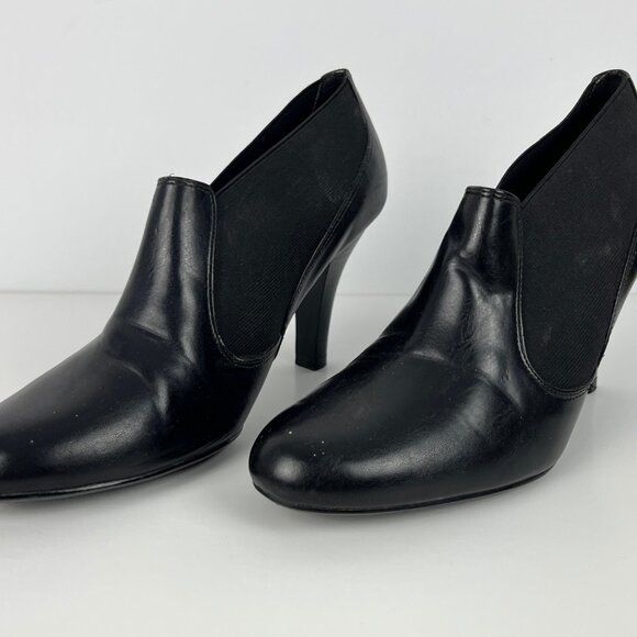 George Rudy Bootie Size 9 Black High Heels 3.5in Almond Toe - Picture 2 of 6